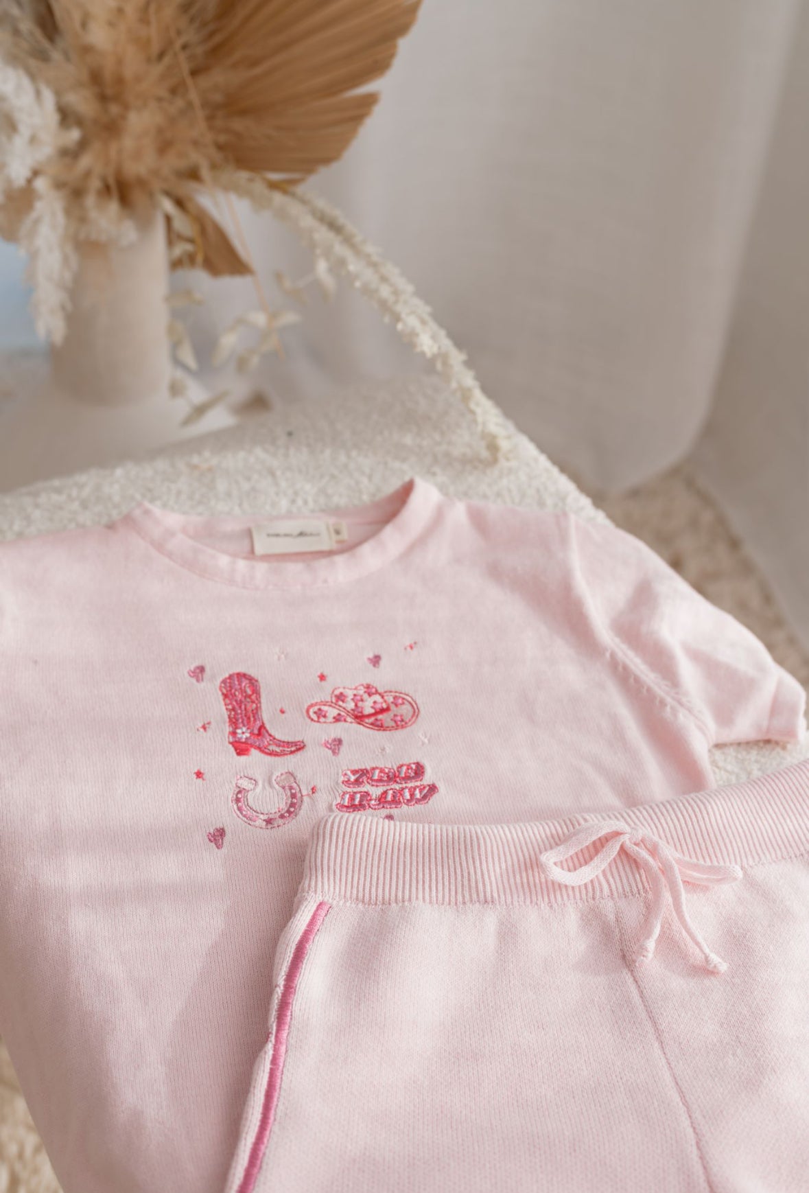 Wild West Tee | Quartz